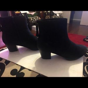 Ziera Ankle Boots. 40XW